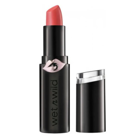 Lápiz labial Wet N Wild Megalast con acabado mate en la piel