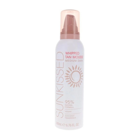 Mousse bronceadora batida Sunkissed en spray medio oscuro de 200 ml