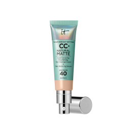 CC NATURAL MATTE base de maquillaje en crema SPF40 Fair light 32 ml by IT COSMETICS for Unisex