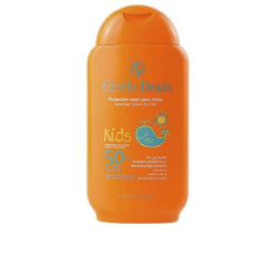 PROTECTOR SOLAR PARA NIÑOS sunscreen lotion SPF50+ 200 ml by GISELE DENIS for Unisex